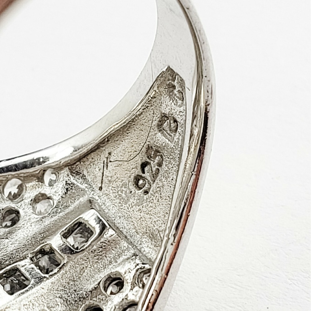 Ross‎ Simons Large Clear Cubic Zirconia CZ Cocktail Ring Black Enamel Size 7 - Picture 8 of 10